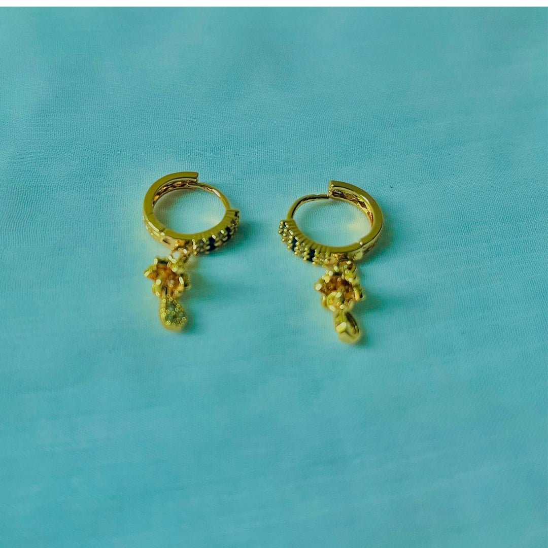 Golden Earrings J_18